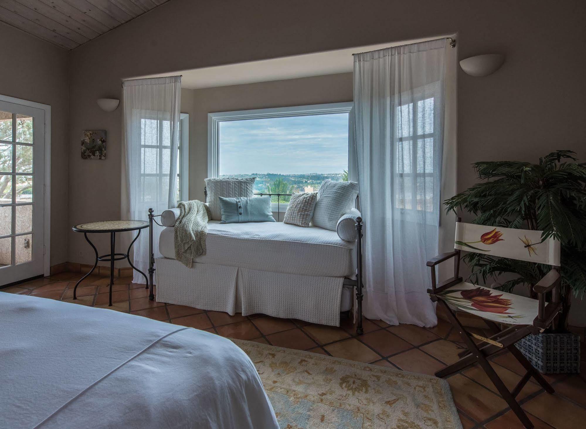 إنسينيتاس Kate Stanton Inn المظهر الخارجي الصورة